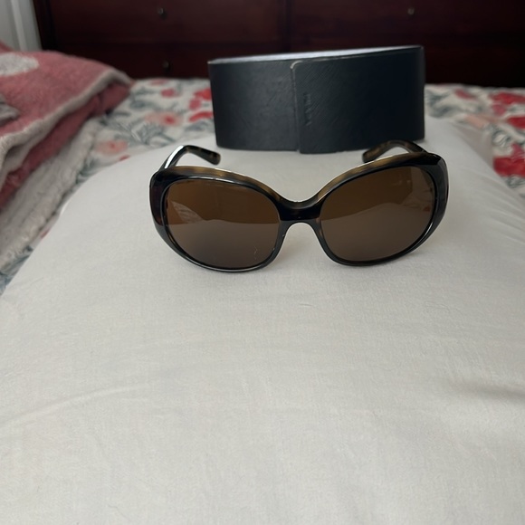 Prada Sunglasses with case. Made in Italy. - Picture 3 of 3